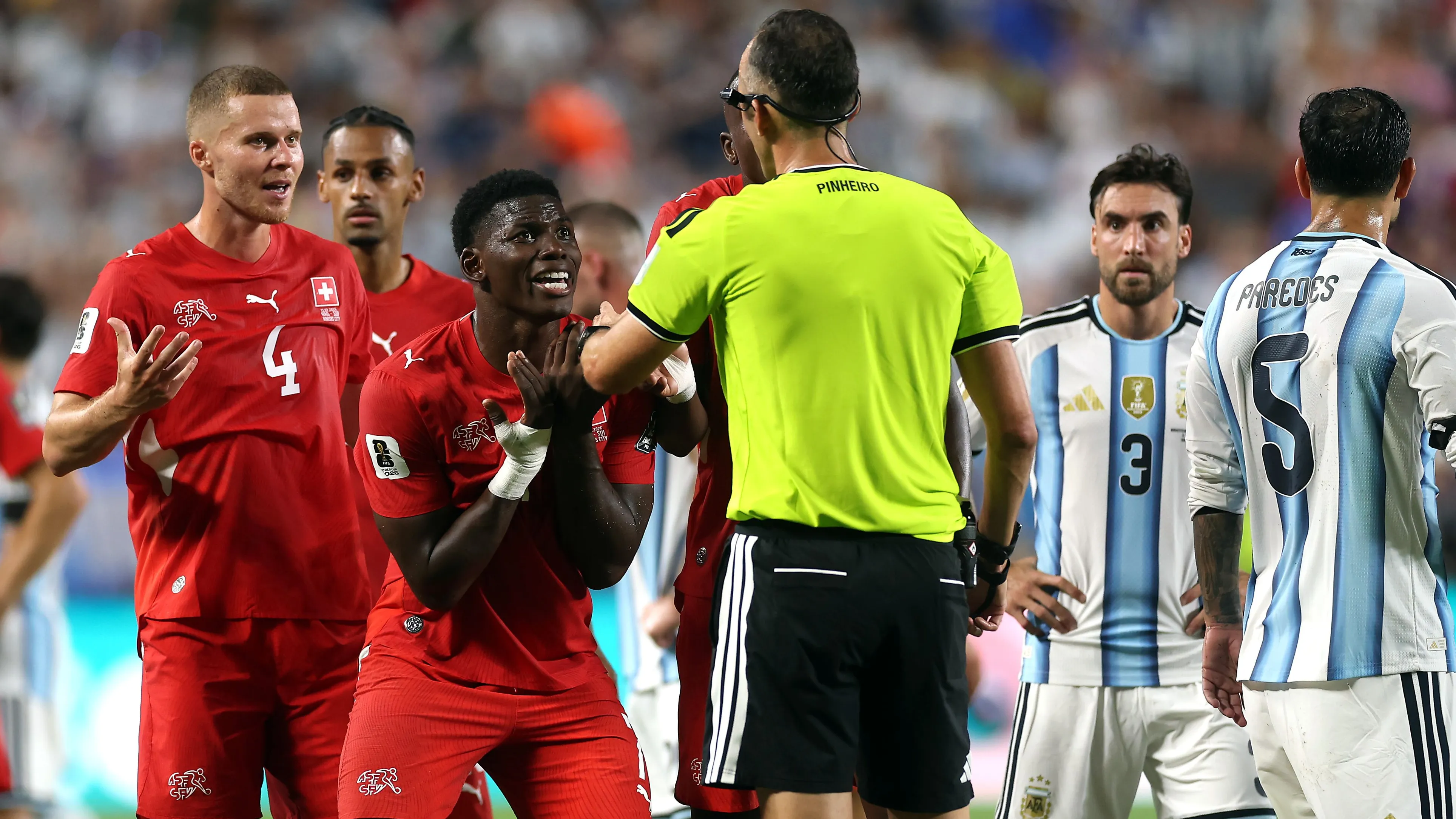 FIFA官方声明:恩博洛假摔红牌是正义修正,获IFAB认可