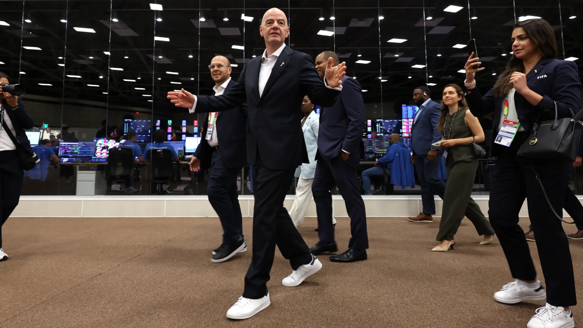 英德足协联合施压因凡蒂诺,要求彻查FIFA治理结构