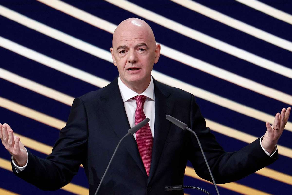 威尔士足总宣布撤回对因凡蒂诺连任支持,FIFA主席面临信任危机